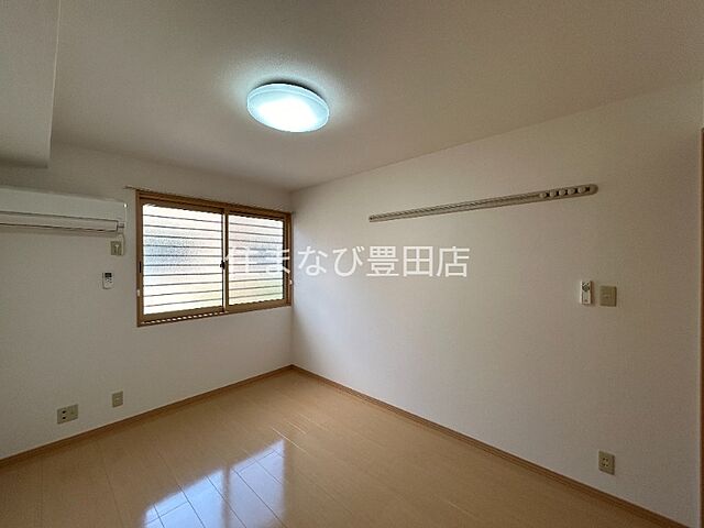 寝室