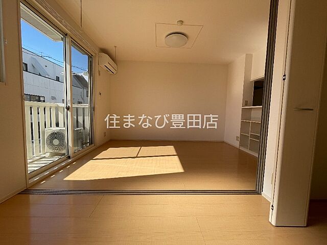 洋室