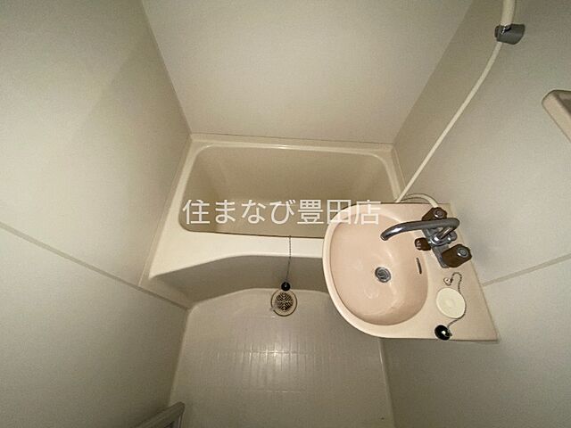 浴室