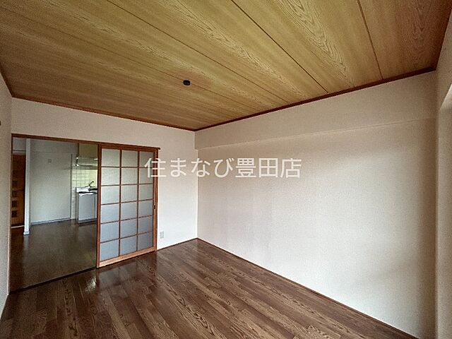 洋室