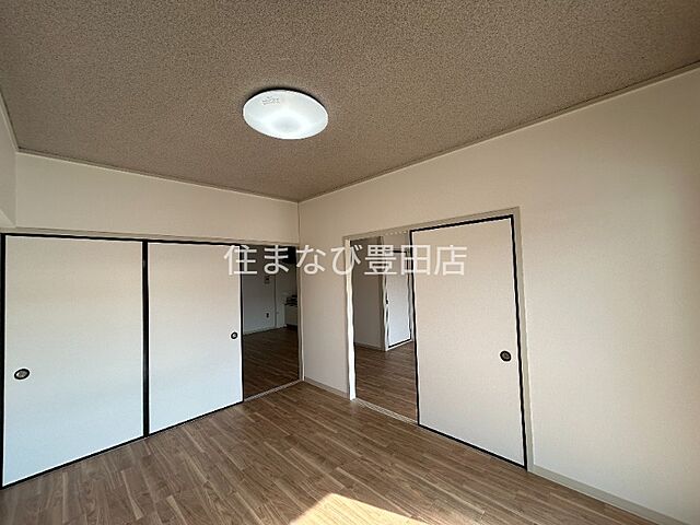 洋室