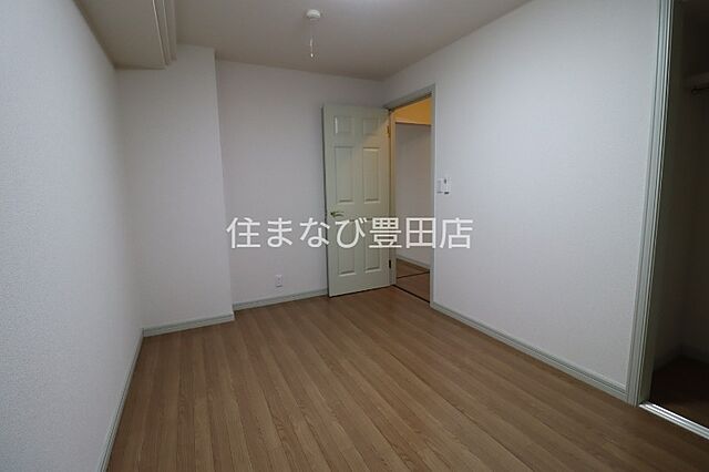 洋室
