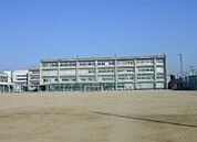 津市立橋北中学校（1430m）