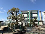 四日市市立日永小学校（470m）