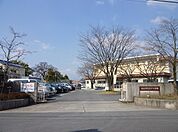 鈴鹿市立神戸小学校（1213m）