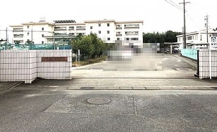津市立久居中学校(1607m)