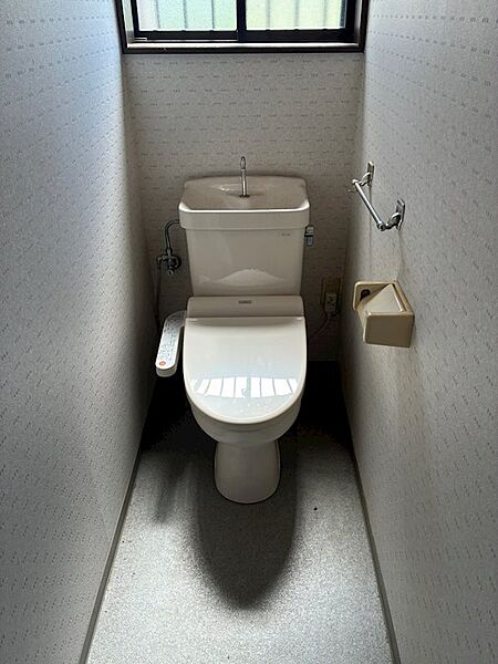 トイレを拡大表示