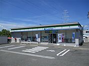 ファミリーマート 東員城山店（885m）