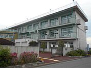 木曽岬町立木曽岬中学校（2502m）