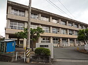 伊勢市立修道小学校（1067m）