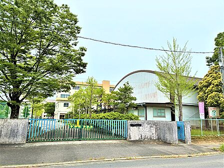 春日井市立中央台小学校(480m)