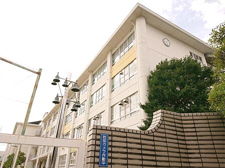 名古屋市立庄内小学校（710m）