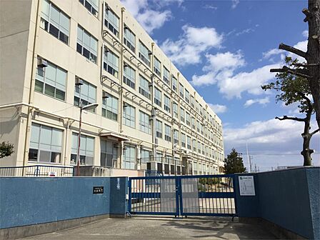 名古屋市立五反田小学校(294m)