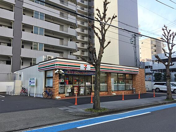 セブンイレブン...