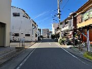 前面道路西側