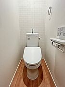 窓付、上質トイレスペース