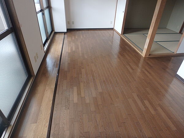 兵庫県加東市社(賃貸マンション2LDK・1階・52.00㎡)の写真 その3