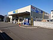 プロストック横浜戸塚店 徒歩12分。ホームセンター 950m