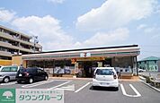 セブンイレブン横浜泉桂坂店 徒歩3分。コンビニ 230m