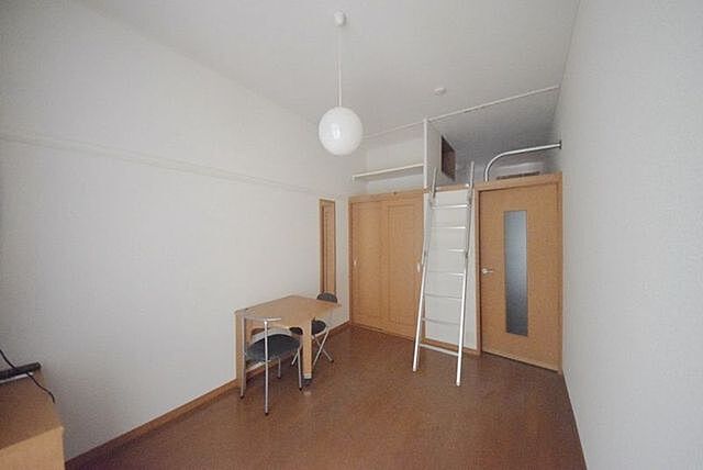 寝室
