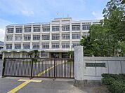 守山市立物部小学校（166m）