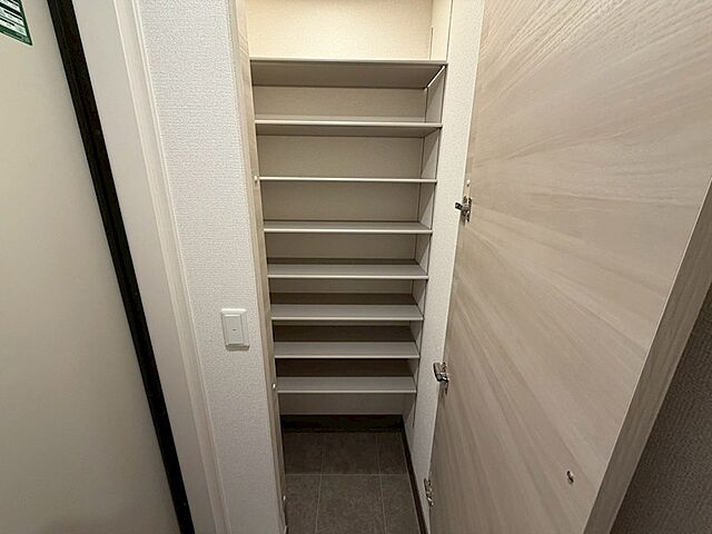 収納