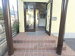 5 / 8