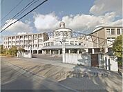 滋賀県立石部高等学校まで2400メートル