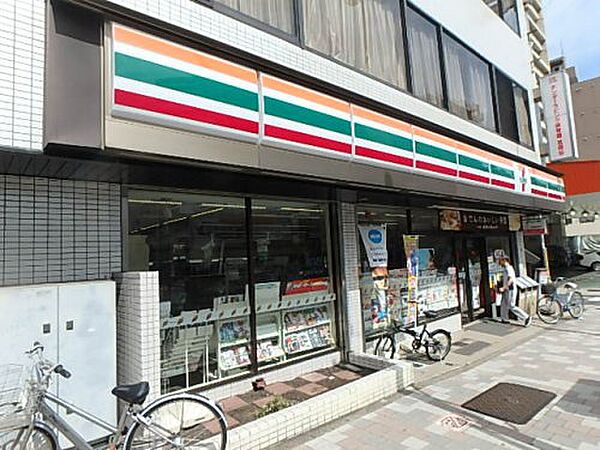 画像18:【コンビニエンスストア】セブンイレブン 文京大塚4丁目店まで247ｍ