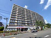 外観やロビーは大規模修繕工事にて、綺麗に維持・管理がされております。