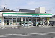 コンビニ「ファミリーマート近江八幡中小森町店まで1089m」