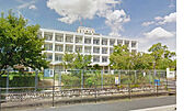 小学校「守山市立物部小学校まで959m」