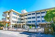 小学校「守山市立吉身小学校まで813m」