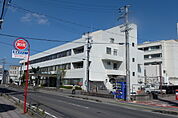 病院「特定医療法人社団御上会野洲病院まで972m」