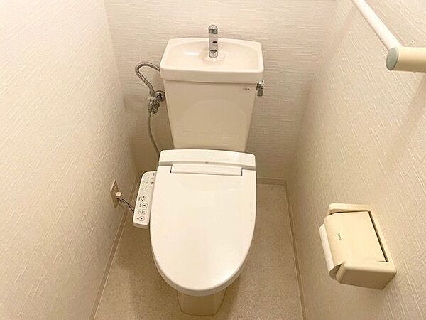 トイレを拡大表示