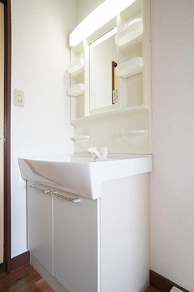 apartment 千葉県船橋市高根台７丁目14-1　VIGORビル