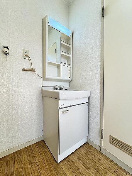 apartment 茨城県稲敷市沼田
地図を見る