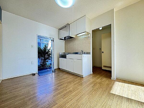 apartment 茨城県稲敷市沼田
地図を見る