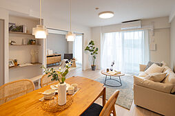 レーベン新川崎デュアリズム 3LDKのリビング/ダイニング