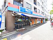ビッグ・エー 足立六月店（306m）