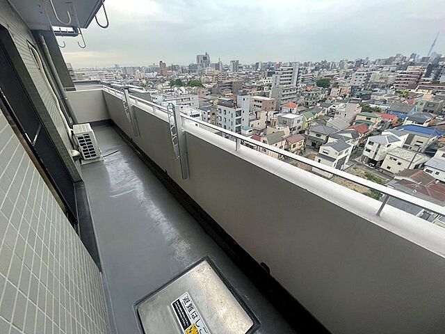 バルコニー