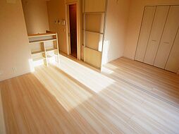 ラ・フルール 2階1LDKのリビング/ダイニング