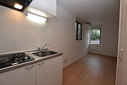 シャルム北千住 201 2階ワンルームのリビング/ダイニング