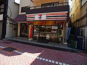 セブンイレブン足立千住1丁目店（109m）