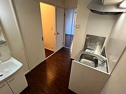 アールズコート2 202 2階1Kのリビング/ダイニング