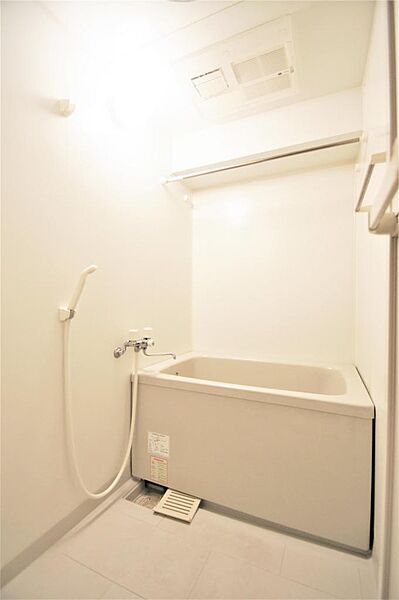 画像15:お風呂には便利な浴室乾燥機能が付いております。