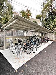 敷地内屋根付き駐輪場