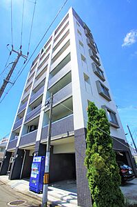 外観：ＲＣ造８階建てオートロックマンション