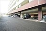 駐車場：敷地内駐車場、空き状況要確認。