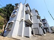 RC造3階建てマンション